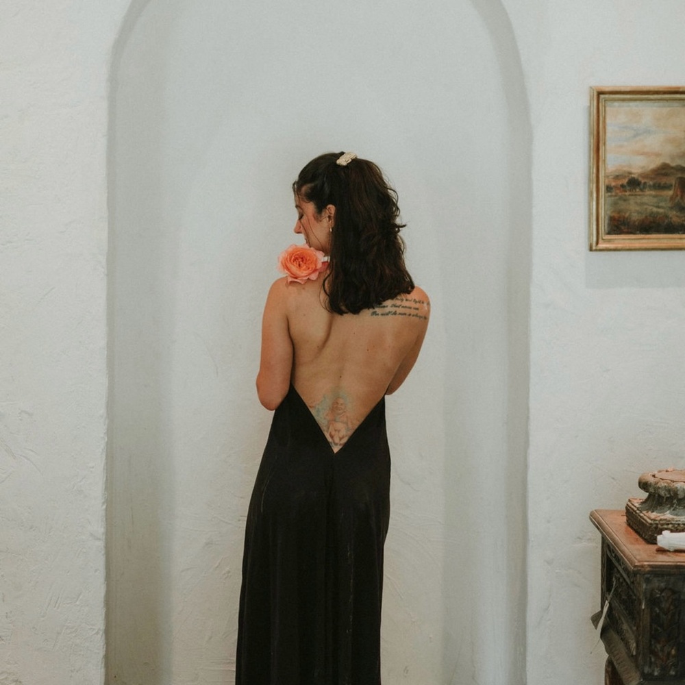Elegant Black Backless Dress